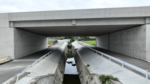 R3南部東道路橋梁上部工工事(雄樋川橋-2)