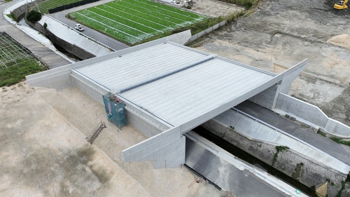 R3南部東道路橋梁上部工工事(雄樋川橋-2)