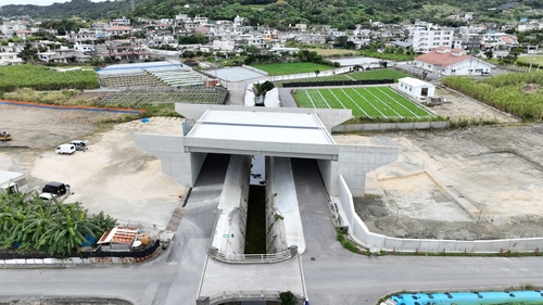 R3南部東道路橋梁上部工工事(雄樋川橋-2)